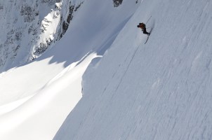 skiing_steep_img1.jpg